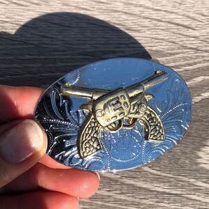 Two hand guns pistol small belt buckle